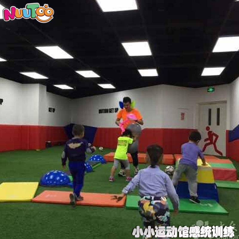 熱門(mén)的室內(nèi)商場(chǎng)兒童游樂(lè)設(shè)備有哪些