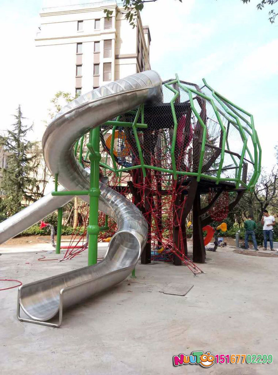 如何養(yǎng)護(hù)幼兒園戶外玩具？能使壽命更長久